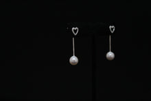 Charger l'image dans la galerie, Boucles d’Oreilles Longues COEUR – Argent 925, Zirconium & Perles Blanches