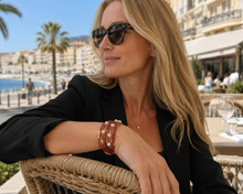 Charger l'image dans la galerie, Bracelet RAHI – Cuir rouge &amp; perles blanches AAA