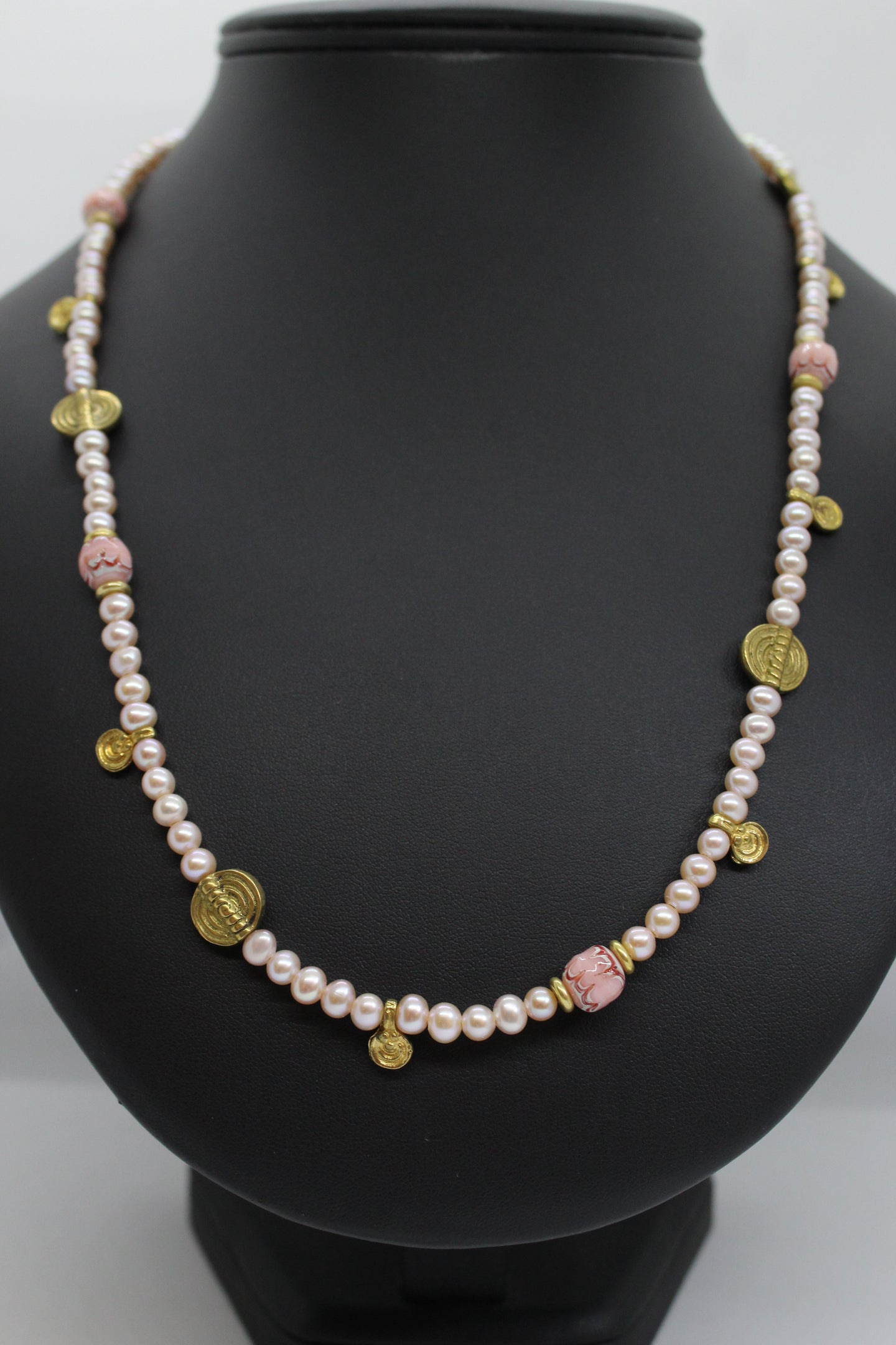 Collier  MAUPITI Avec perles roses d'eau douce
