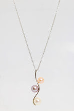 Charger l&#39;image dans la galerie, Collier TORU :Perles d&#39;eau douce et chaîne en ARGENT RHODIÉ 925